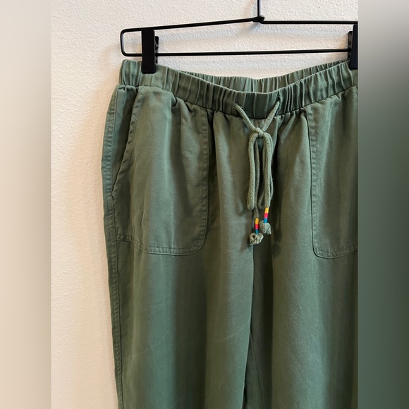 Matilda Jane Women's Field Notes Green Drawstring Jogger Pants size Small - Picture 2 of 10
